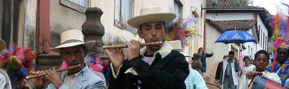 Flautas tradicionais do Jequitinhonha