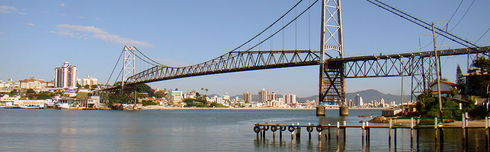A invenção de Florianópolis como cidade turística 