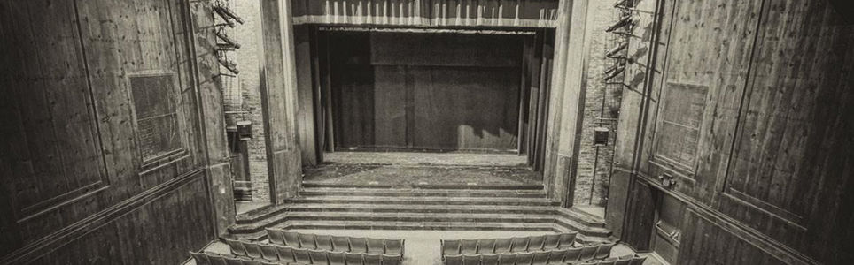 Encenar Dostoiévski: como transportar sua obra para o palco do teatro