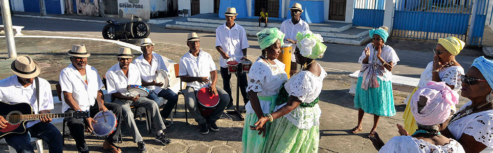 Das Rezas aos Sambas e Carurus da Bahia