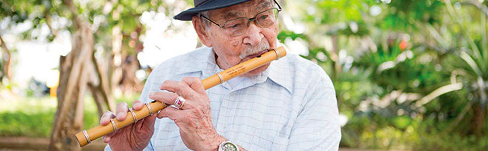 Sebastião Biano e a Banda de Pífanos de Caruaru