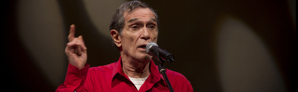  O maracatu atômico de Jorge Mautner